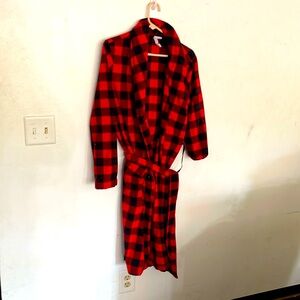 Men’s plaid robe